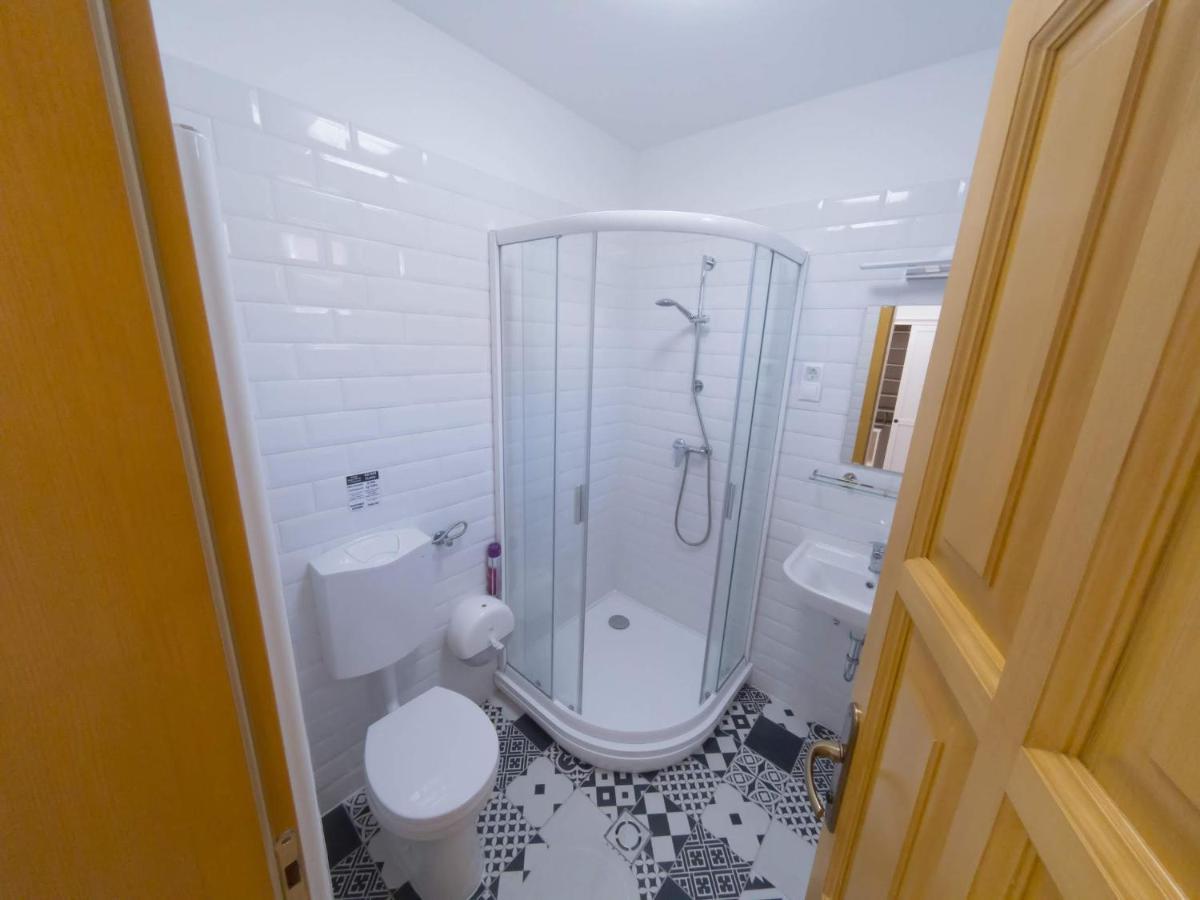 Kun Pista Vendégház Vertesboglar Esterno foto